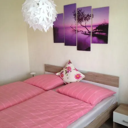 Apartment Josefine *